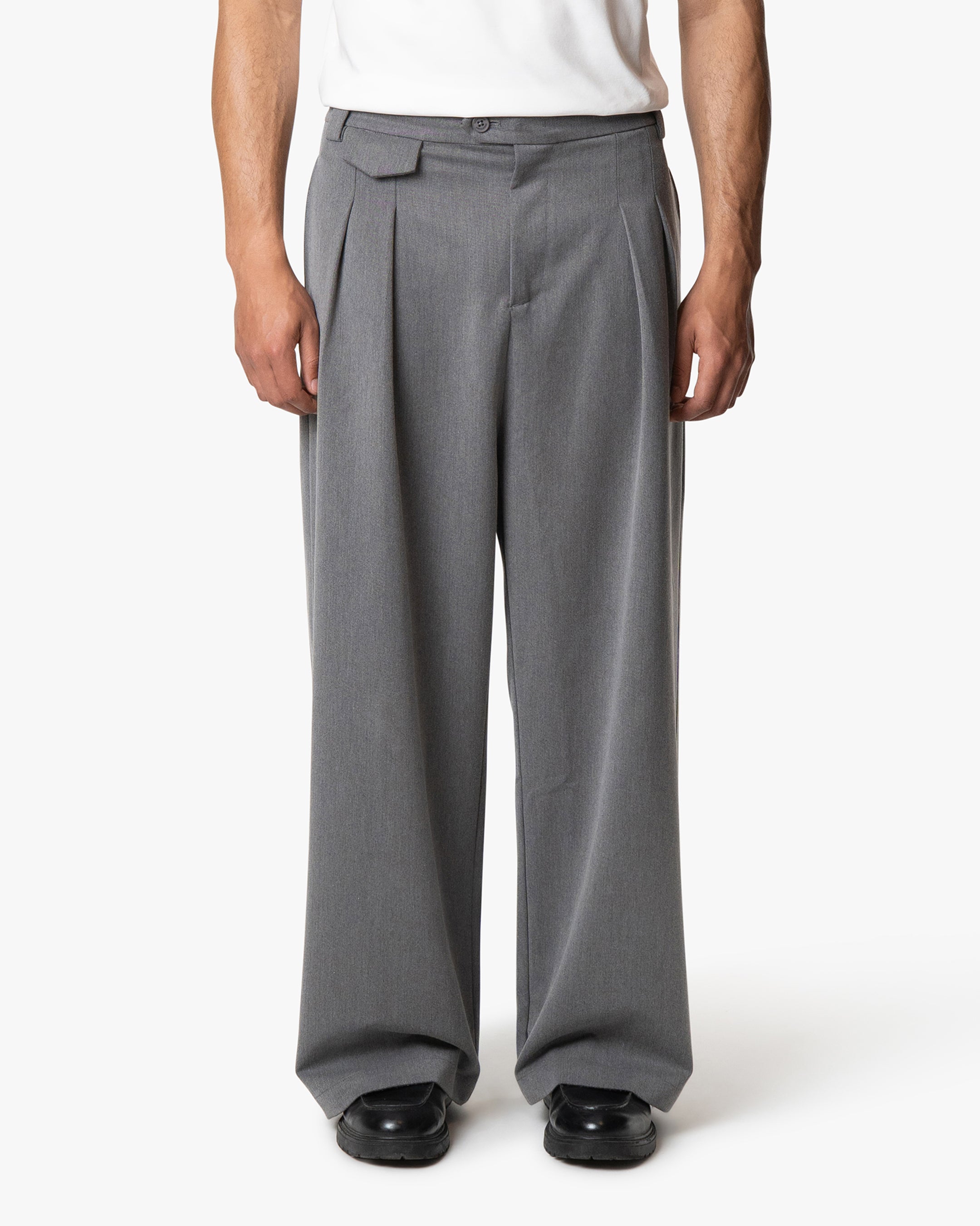 Ambra Loose-Fit Pleated Pants - Grey Melee | Menyard ®