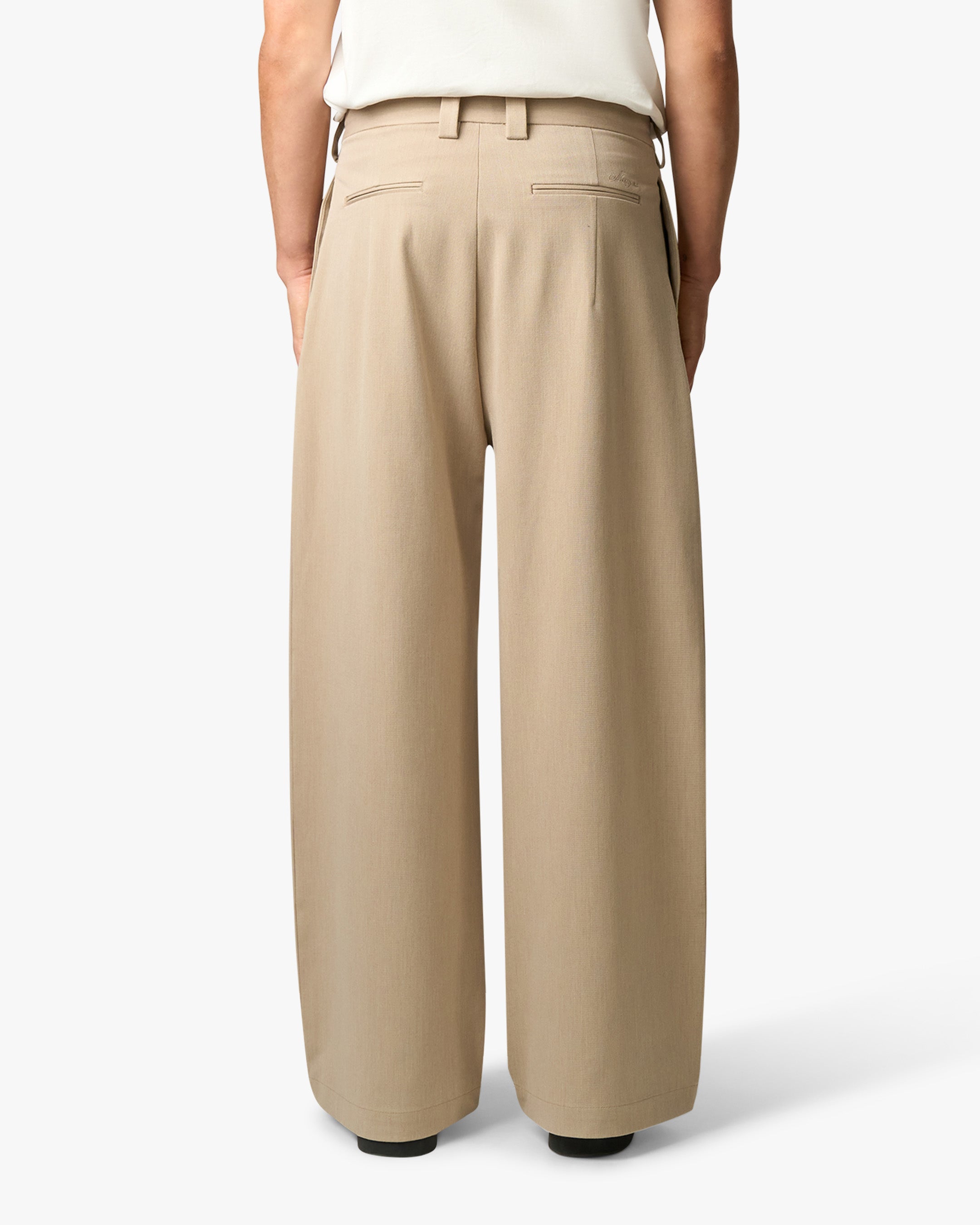 Ambra Pleated Loose-Fit Pants - Beige | Menyard ®