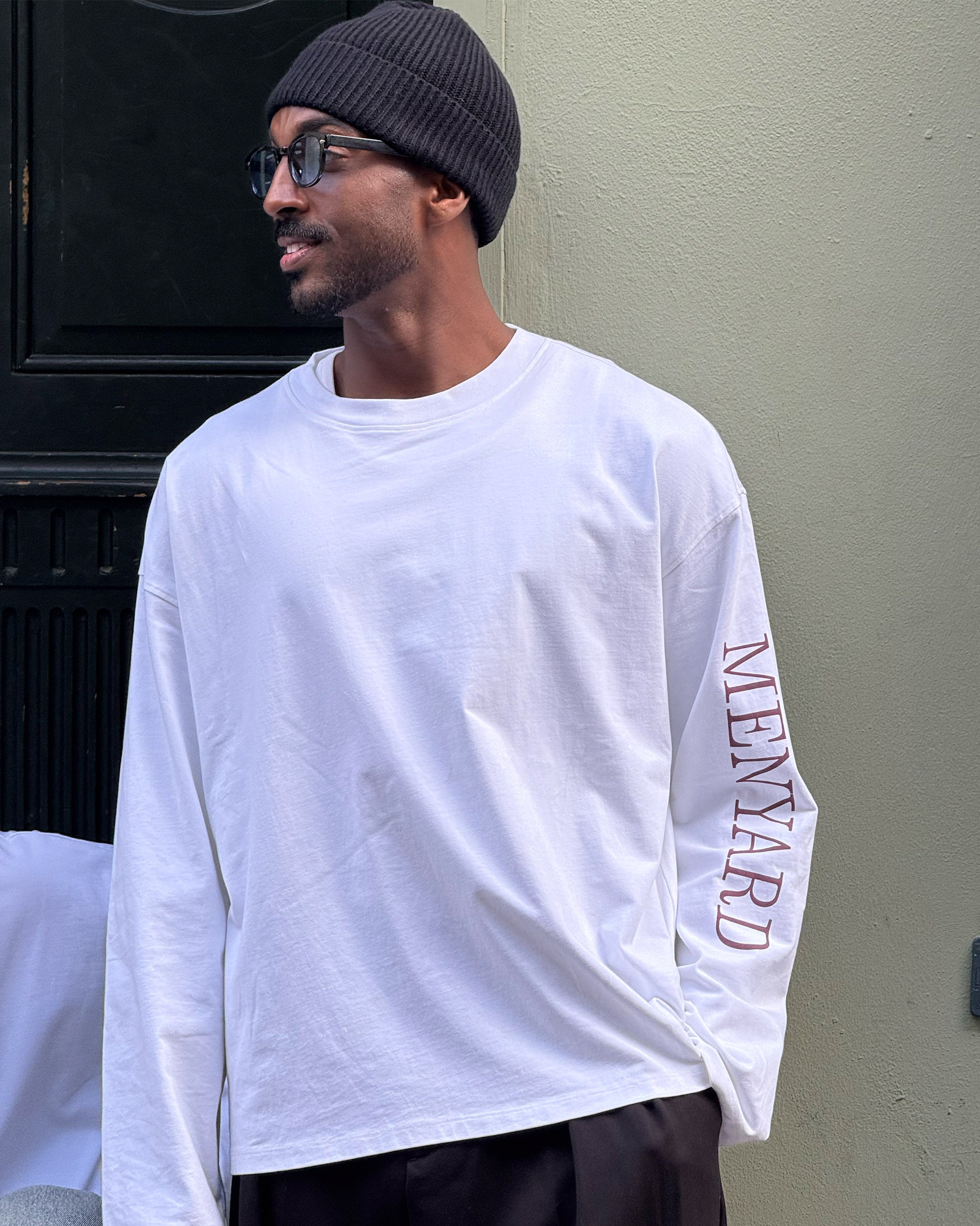 Iconic Logo Boxy Longsleeve - White/Red | Menyard ®