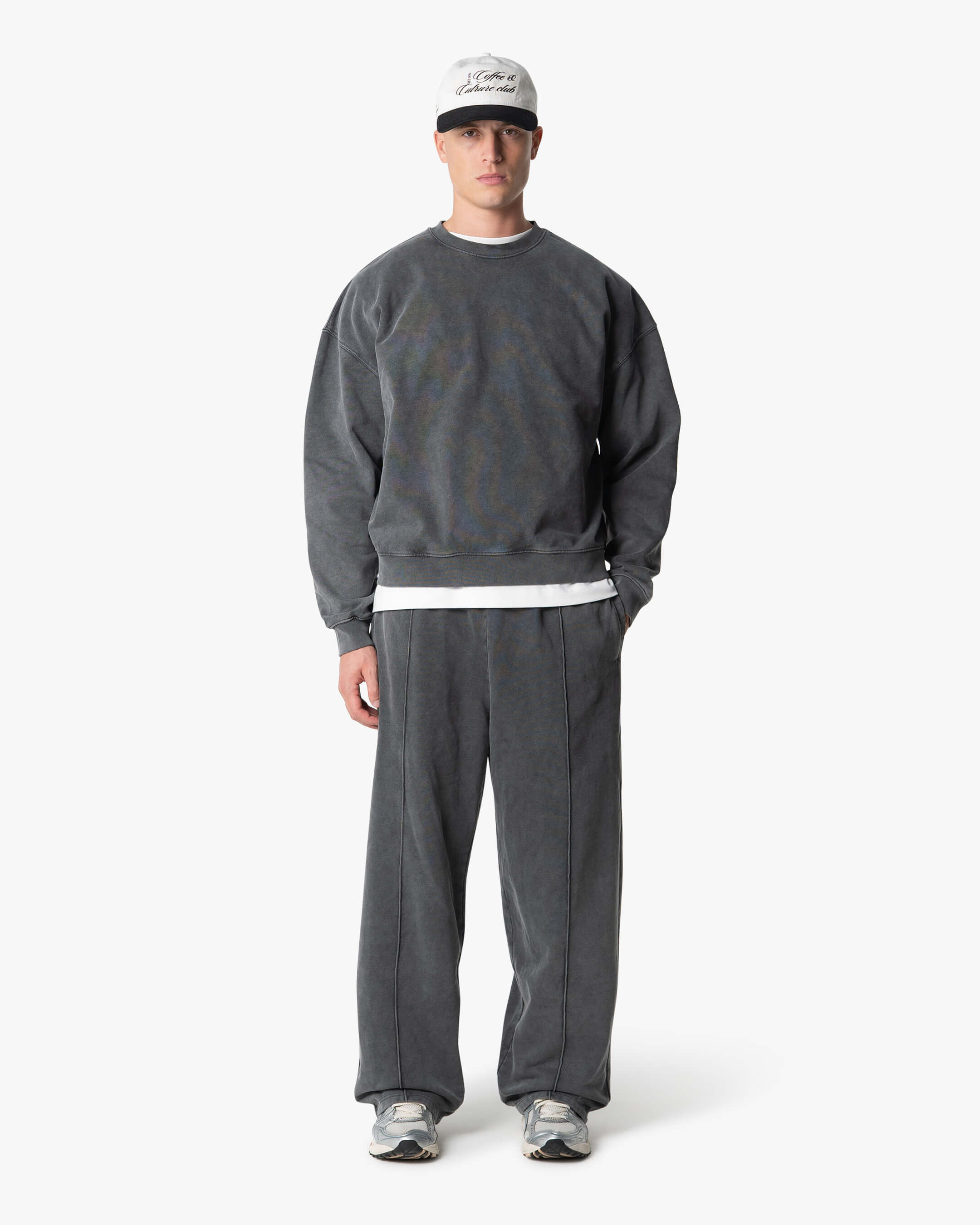 Acid Wash Oversized Pleated Sweatpants | Menyard ®