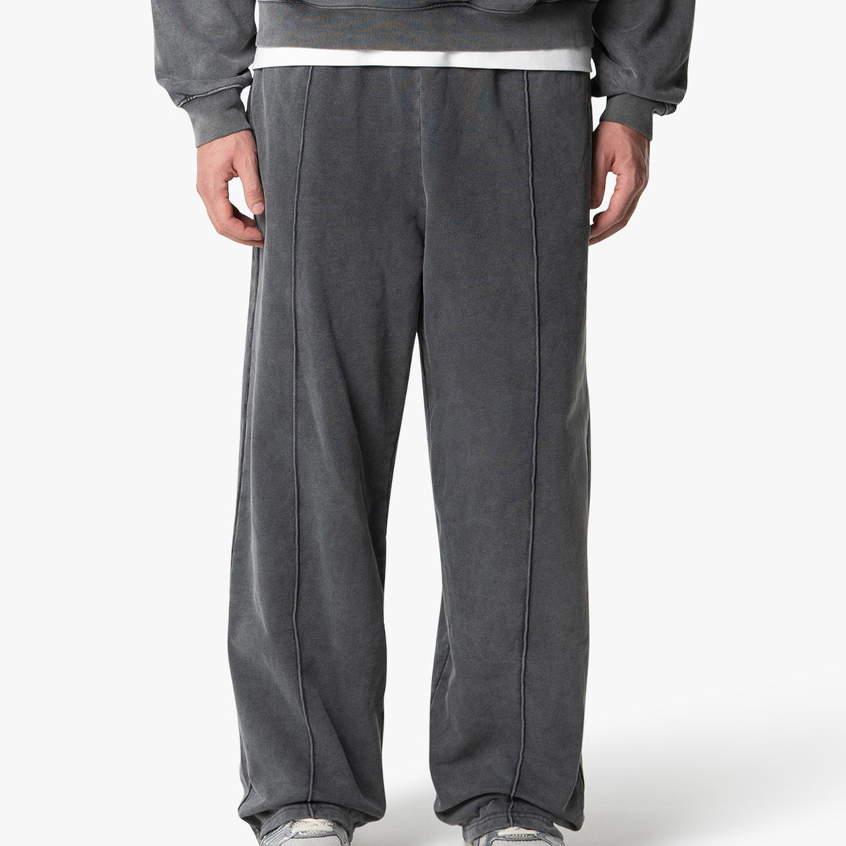 blankpants_0001_MenyardE-